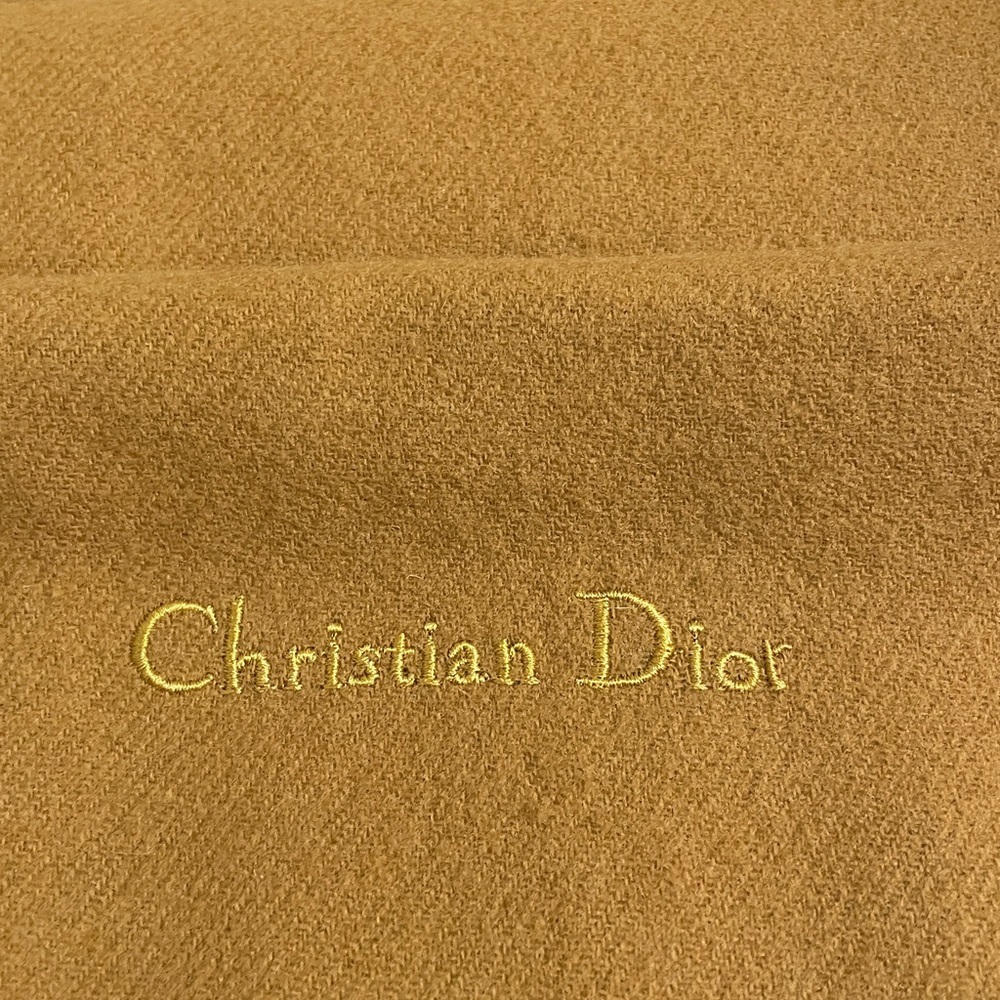 Dior Winter Scarf - Picture 2 of 6